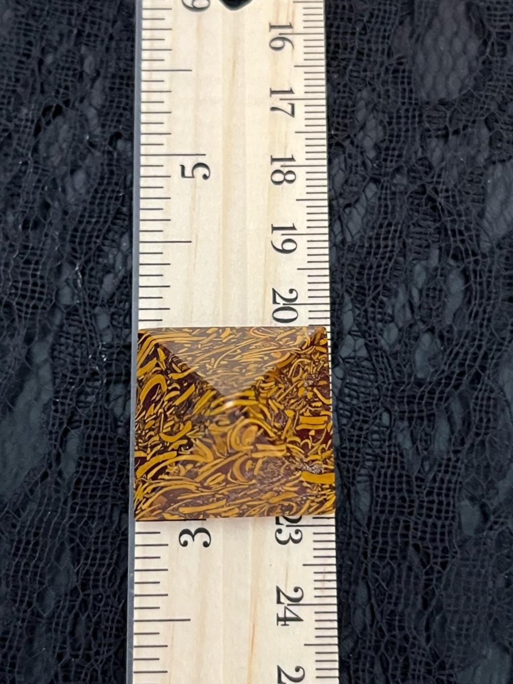 Calligraphy Jasper Pyramid - Picture 3 of 3